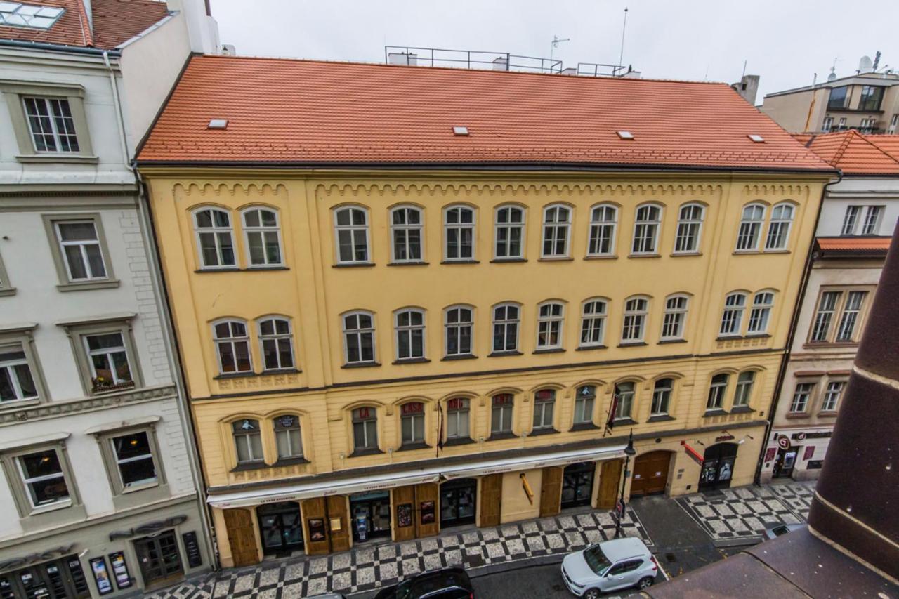 Cosy Flat In The Heart Of Pragueアパートメント エクステリア 写真